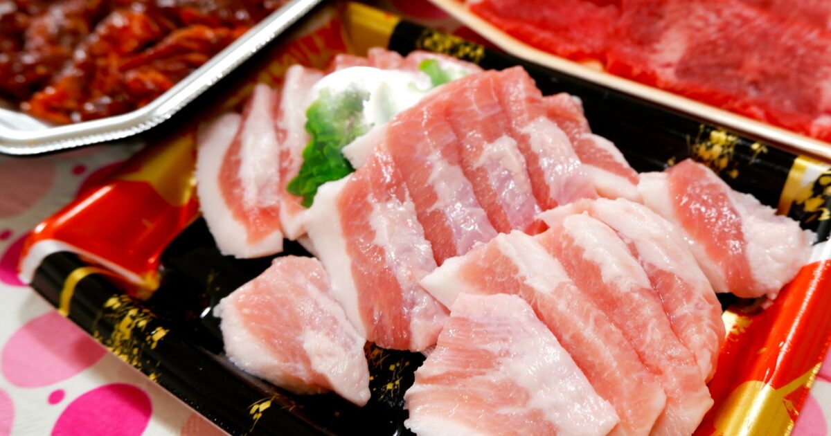 厚切り豚バラ肉の焼肉用盛り合わせ
