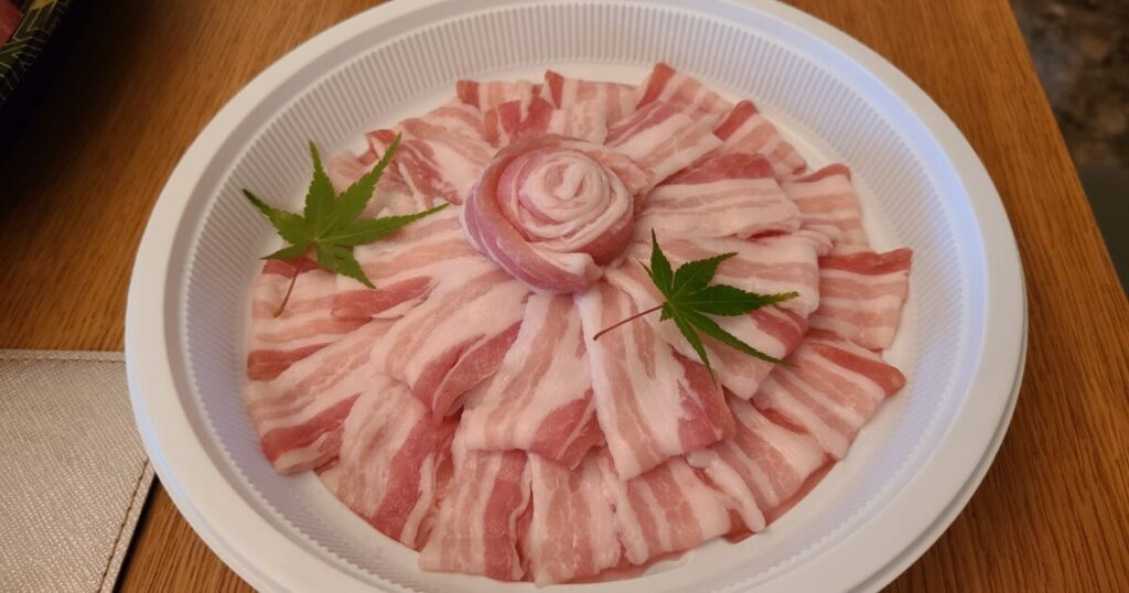 豚のすね肉の特徴を徹底解説｜煮込み料理に最適な理由や選び方・扱い方までプロが伝授